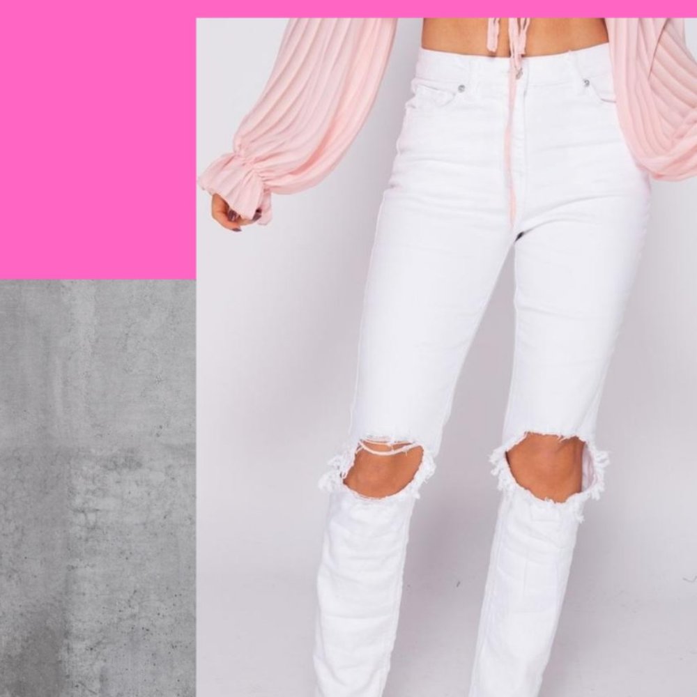 Sale🎉White Distressed Straight Leg Jeans